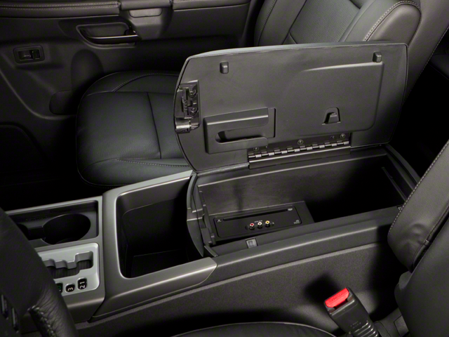 2013 Nissan Armada Platinum