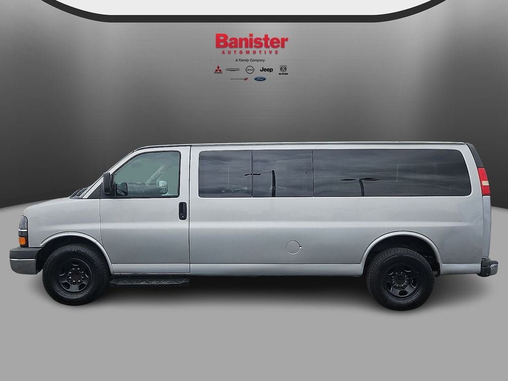 2011 Chevrolet Express 1LT