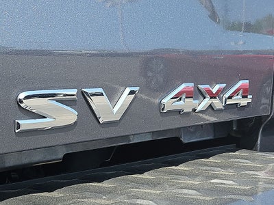 2023 Nissan Titan SV