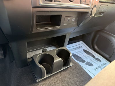 2023 Nissan Titan SV