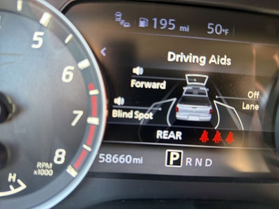 2023 Nissan Titan SV