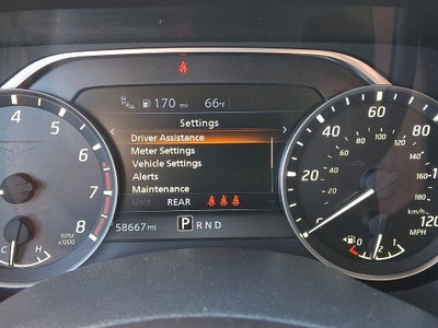 2023 Nissan Titan SV