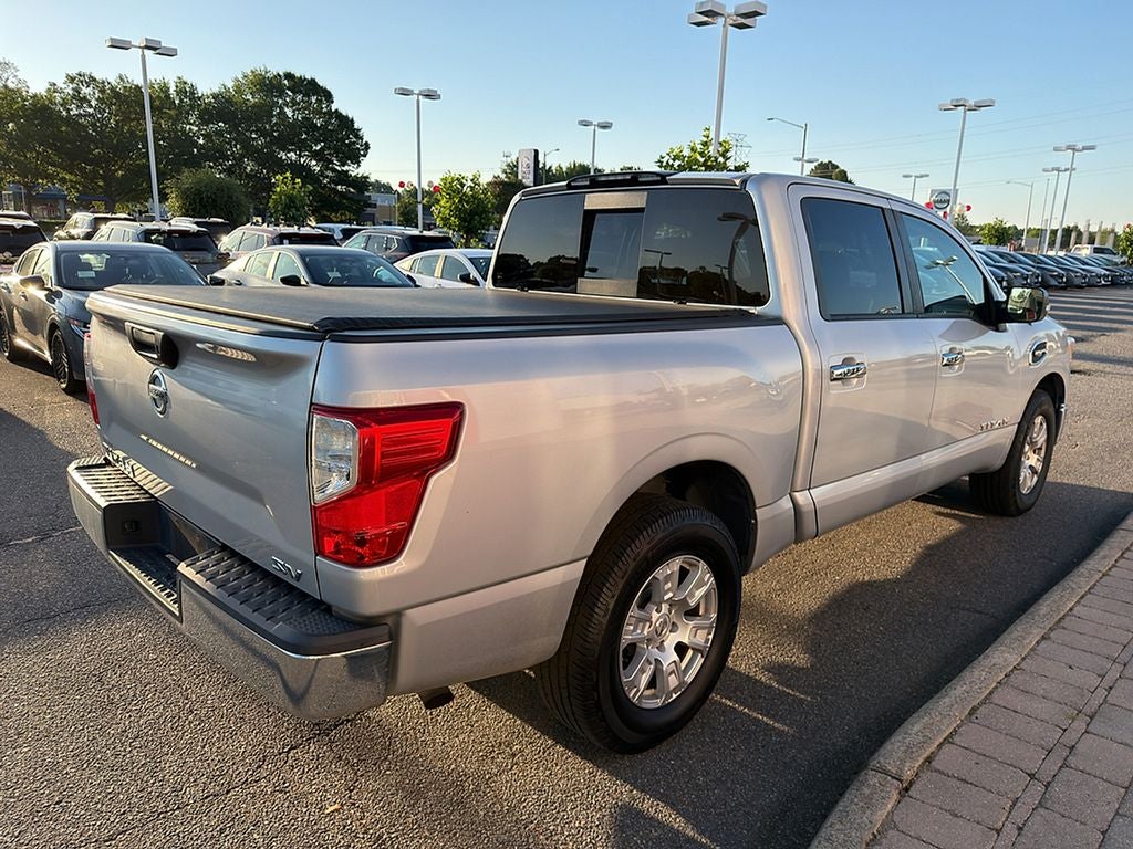 2017 Nissan Titan SV