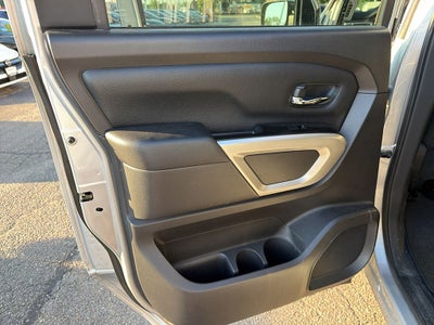 2017 Nissan Titan SV