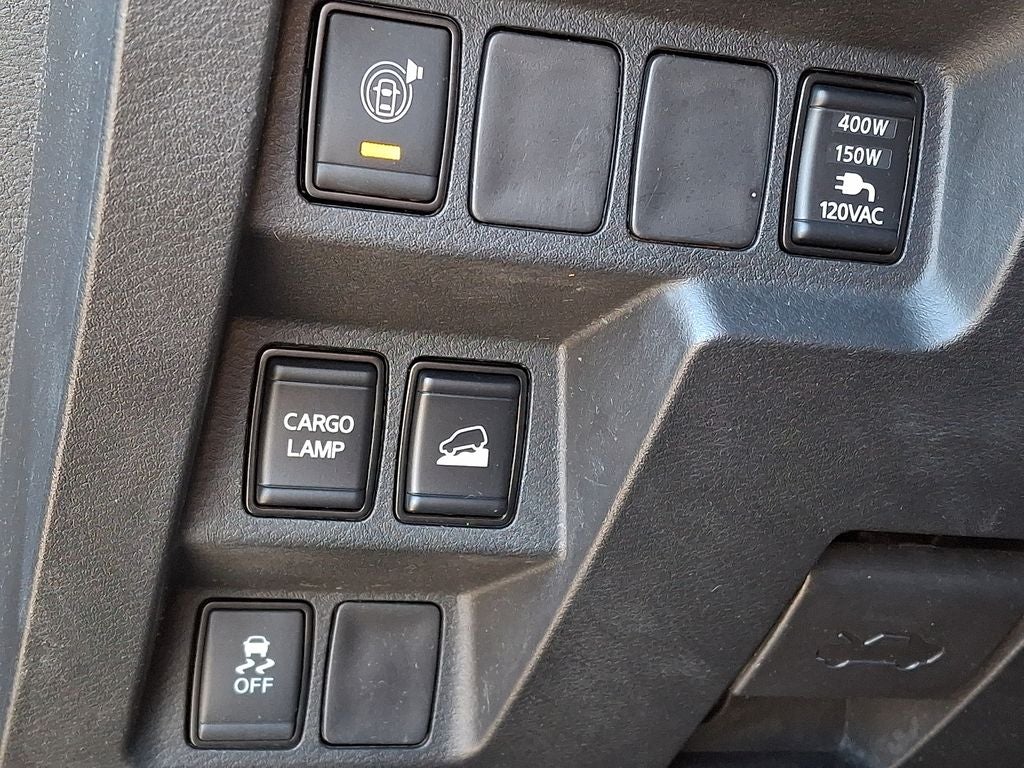 2023 Nissan Frontier SV