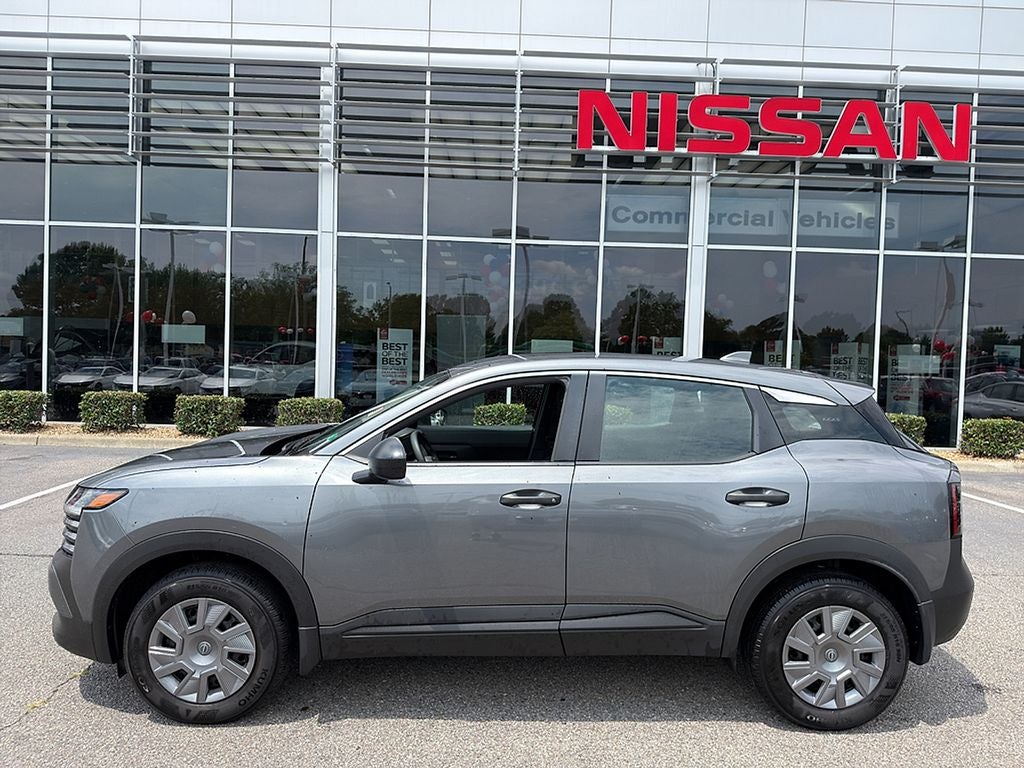 2025 Nissan Kicks S