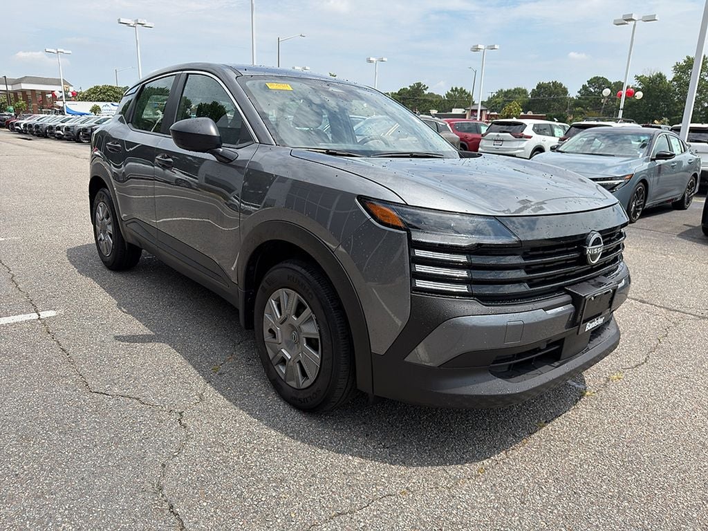2025 Nissan Kicks S