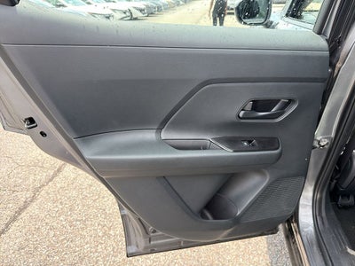 2025 Nissan Kicks S