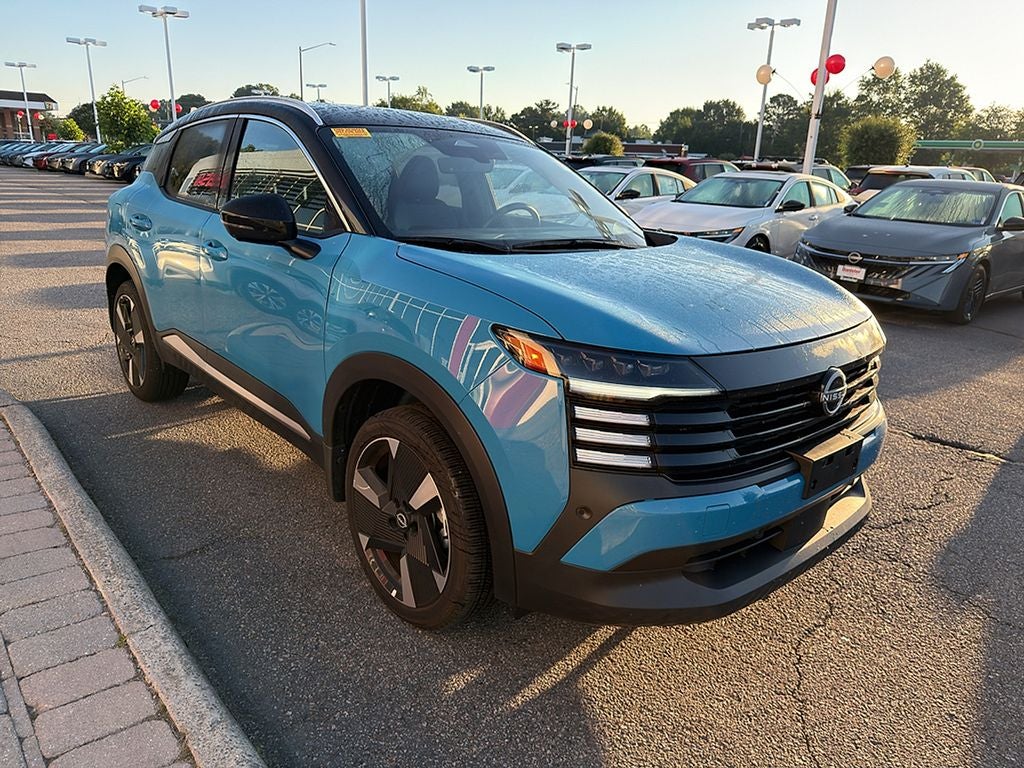 2025 Nissan Kicks SR