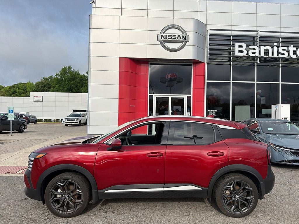 2025 Nissan Kicks SR