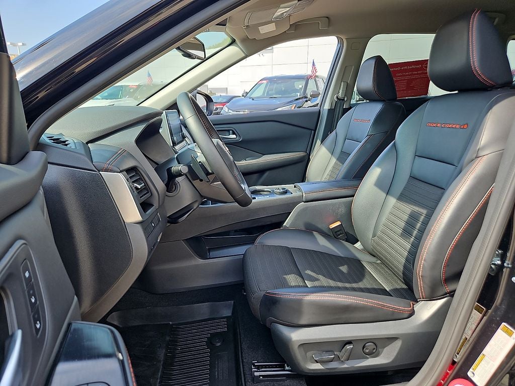 2025 Nissan Rogue Rock Creek
