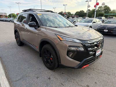 2025 Nissan Rogue Rock Creek