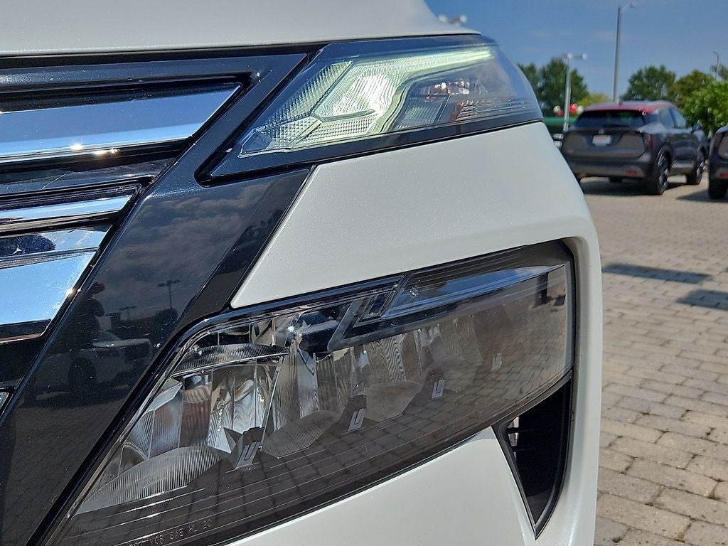 2025 Nissan Rogue SL