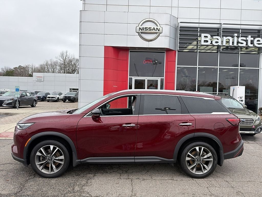 2023 INFINITI QX60 LUXE