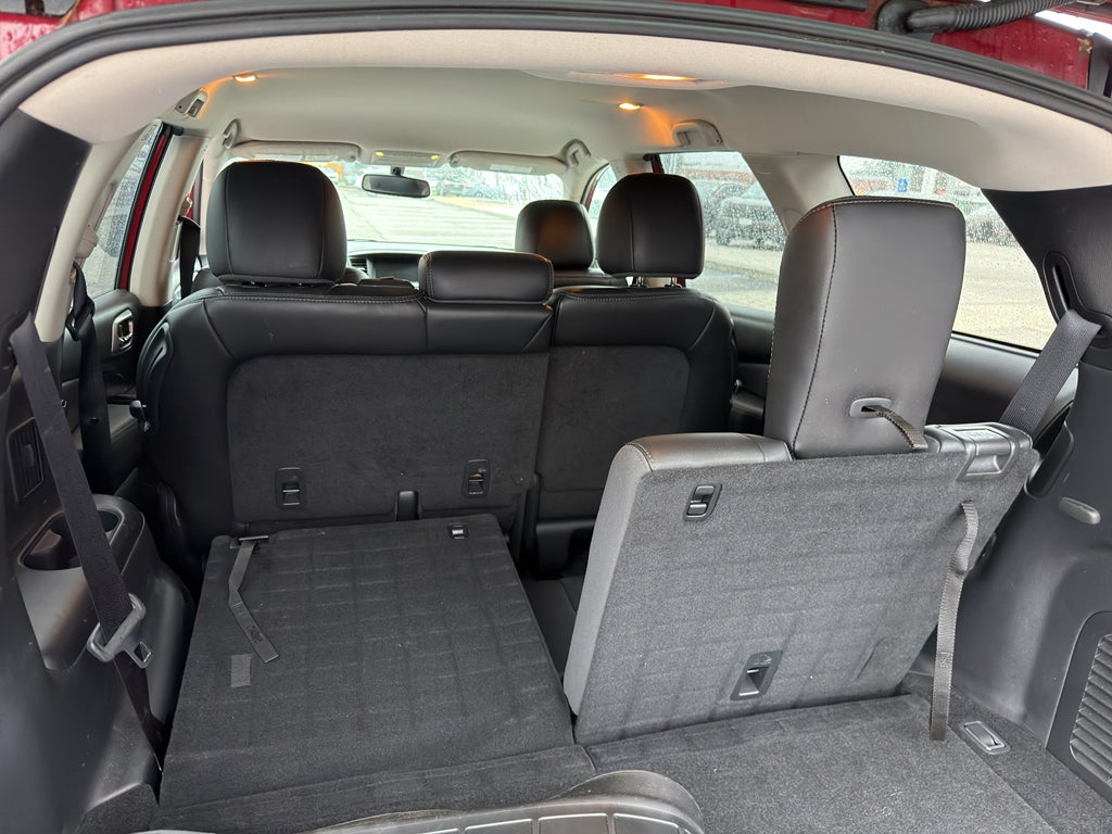 2017 Nissan Pathfinder SL