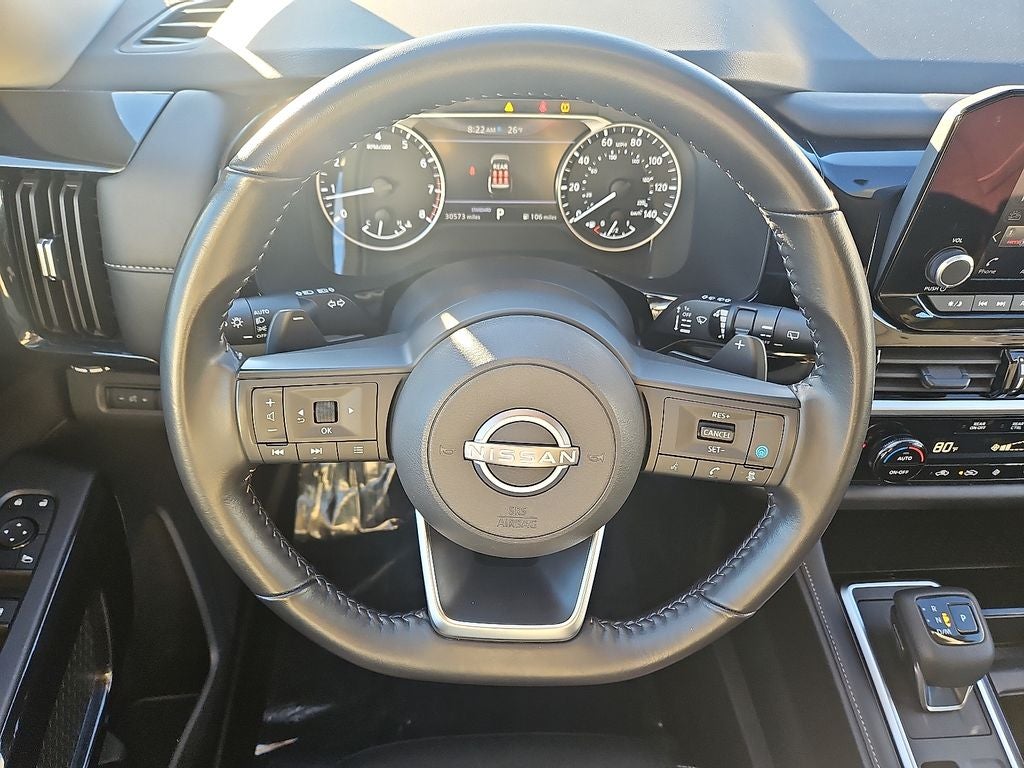 2025 Nissan Pathfinder SV