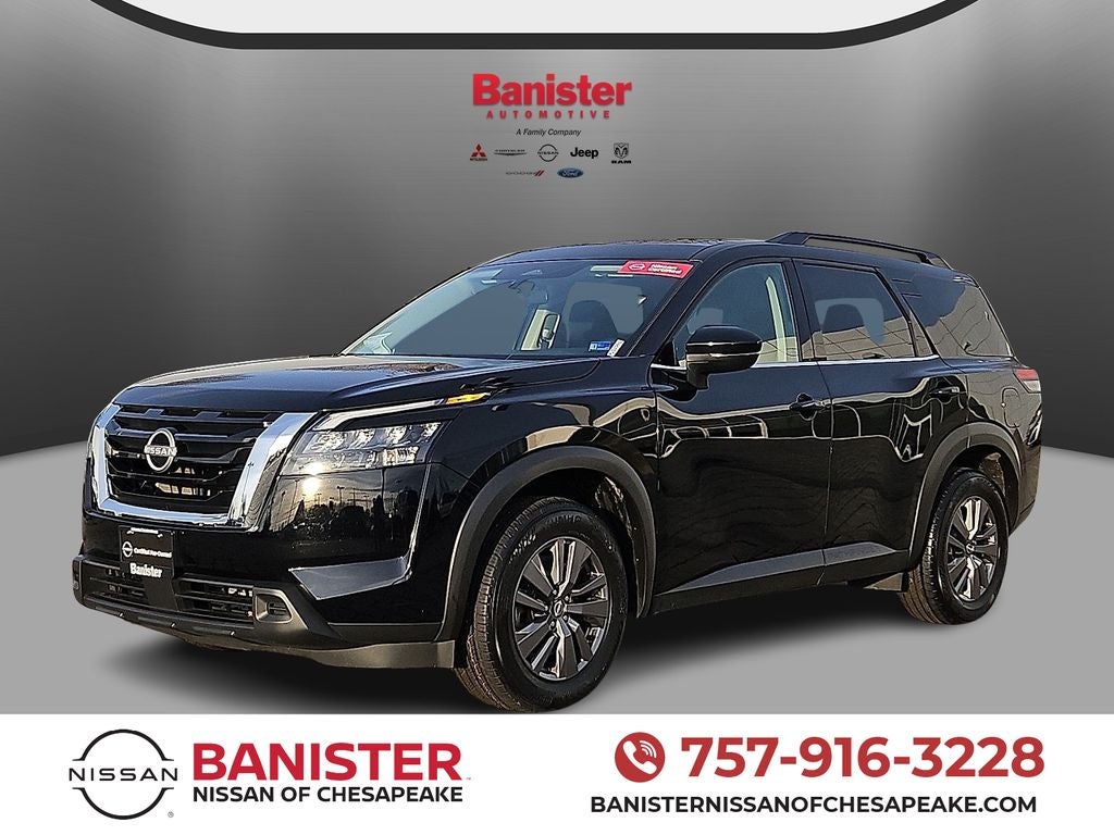 2025 Nissan Pathfinder SV