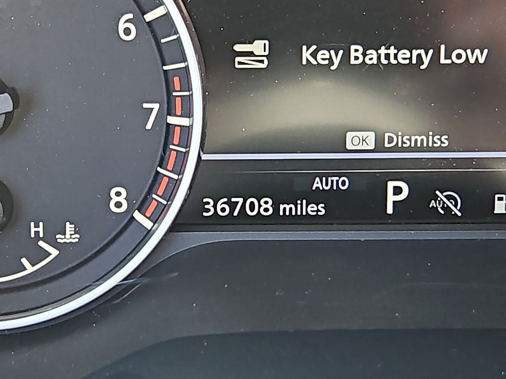 2023 Nissan Pathfinder SV