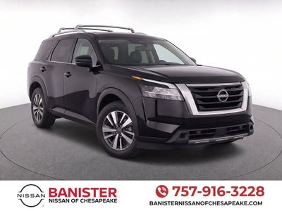 2023 Nissan Pathfinder SL