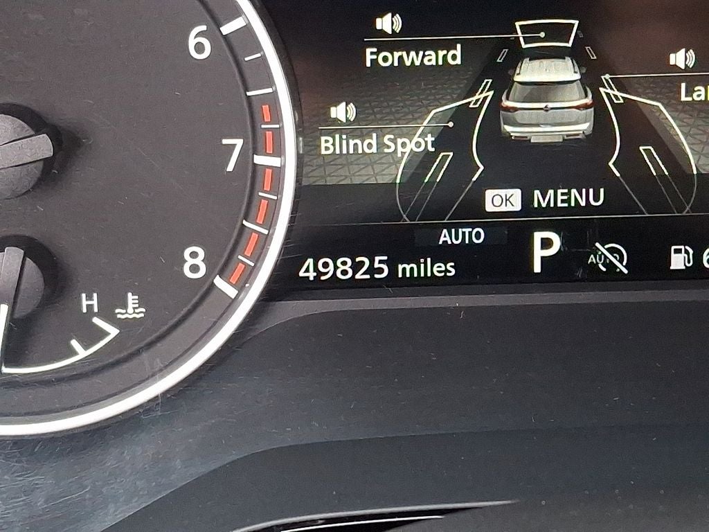 2023 Nissan Pathfinder SL