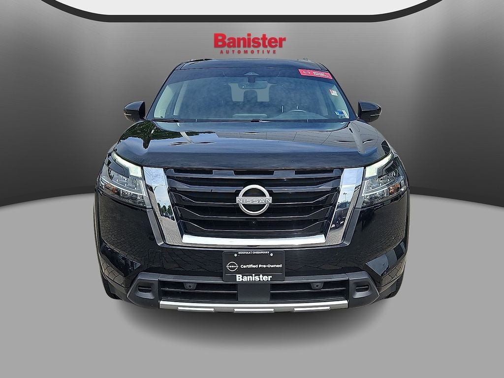 2023 Nissan Pathfinder SL