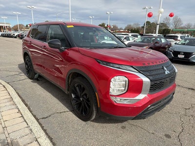 2023 Mitsubishi Outlander SE Black Edition