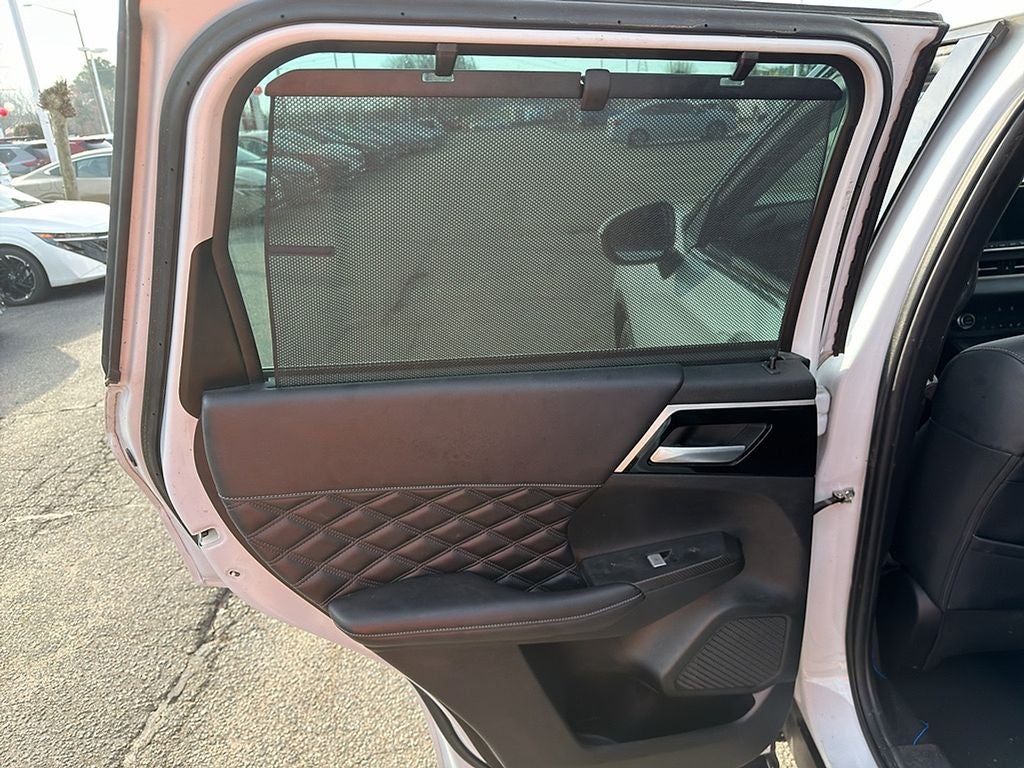 2023 Mitsubishi Outlander SEL