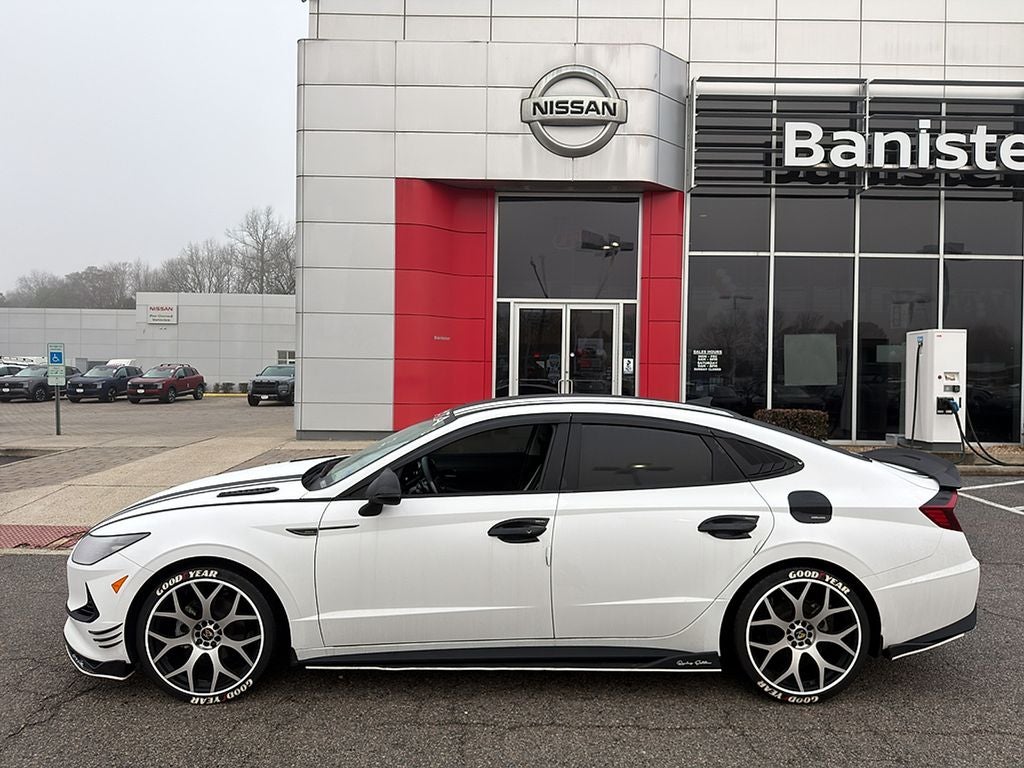 2023 Hyundai Sonata Hybrid Blue