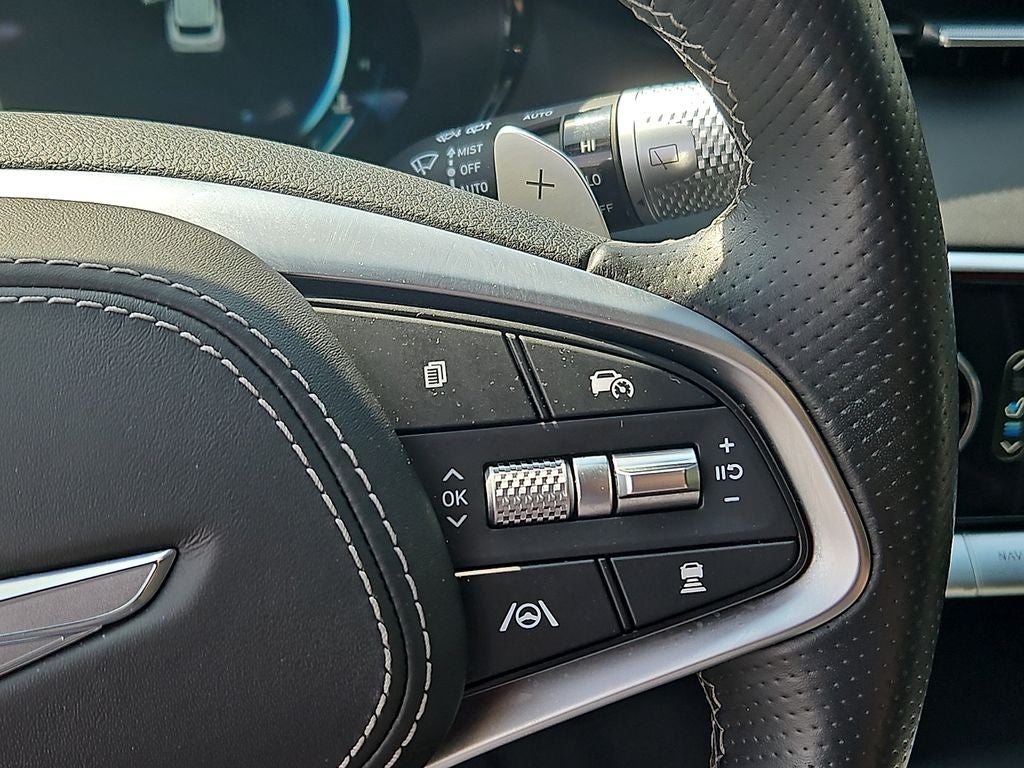 2023 Genesis GV70 2.5T