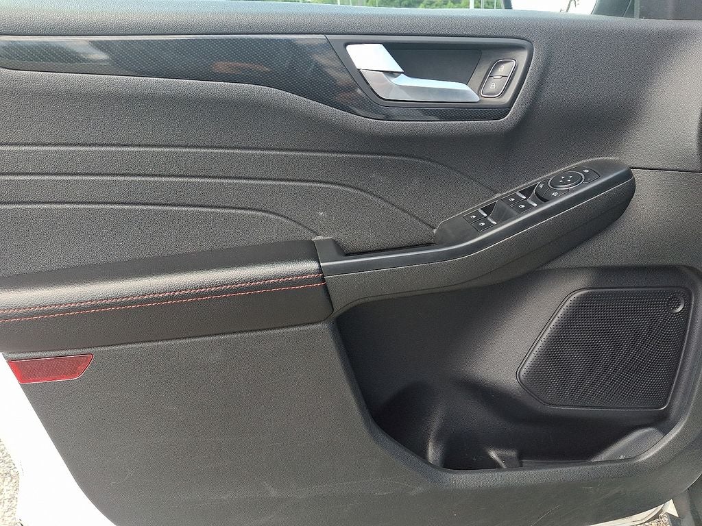 2023 Ford Escape ST Line