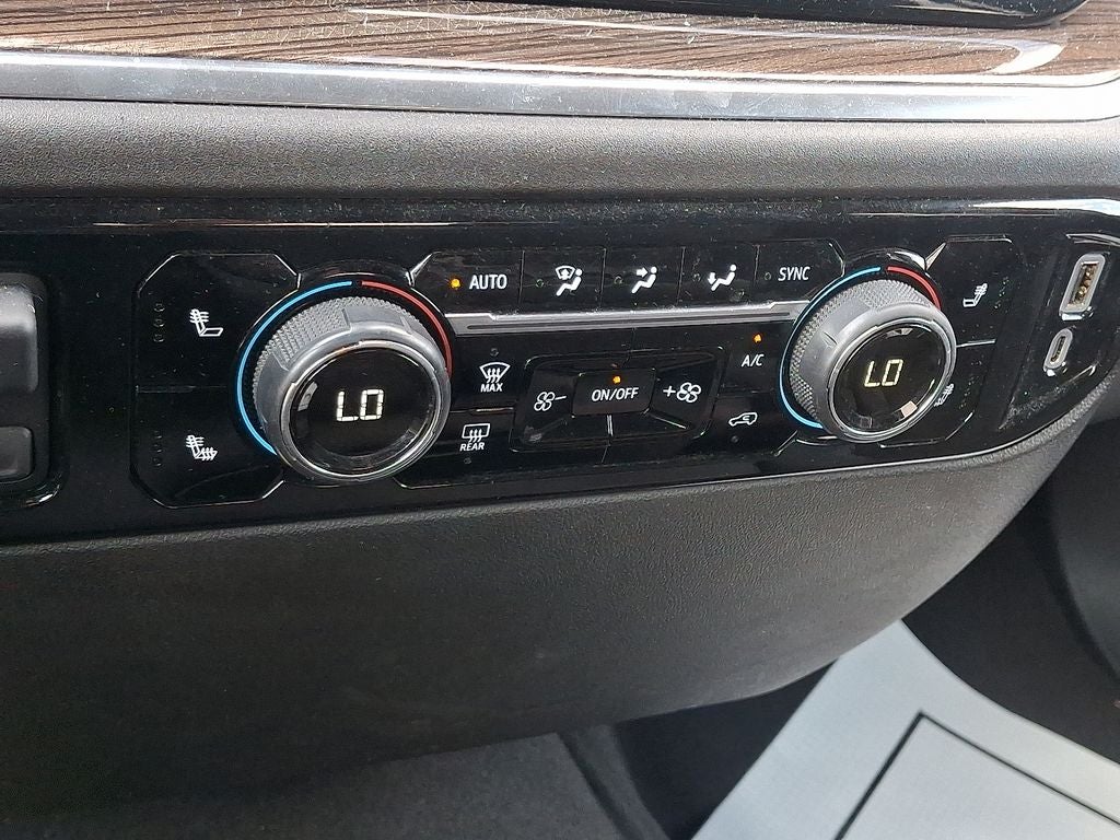 2025 Chevrolet Silverado LT