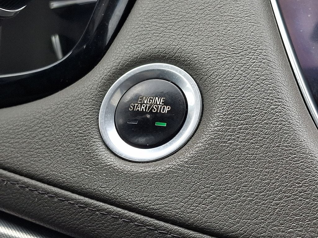 2018 Cadillac XT5 Luxury AWD