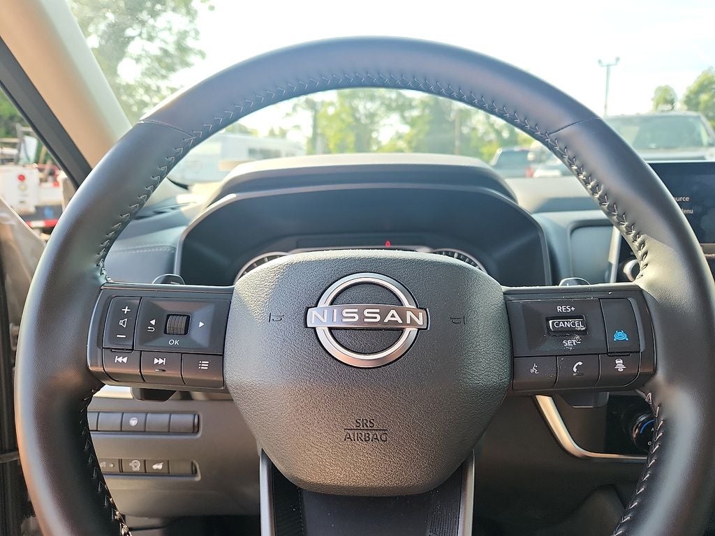 2025 Nissan Rogue SV