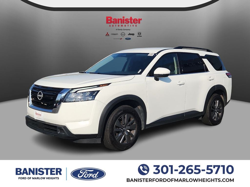 2024 Nissan Pathfinder SV