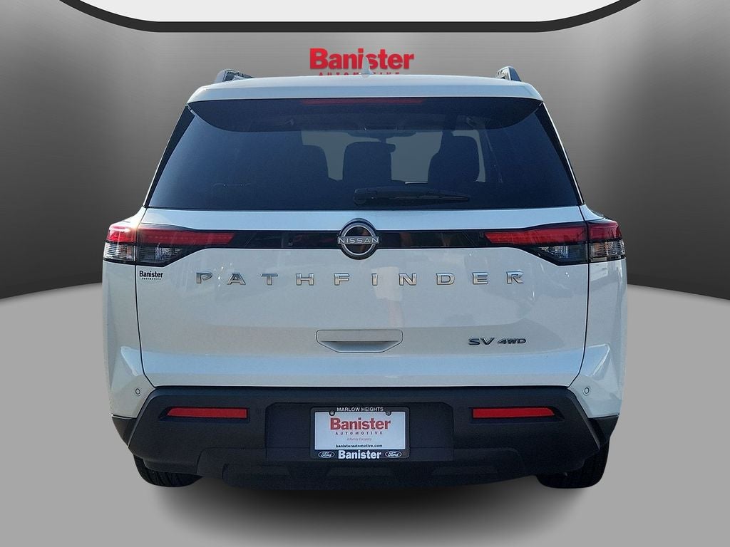 2024 Nissan Pathfinder SV