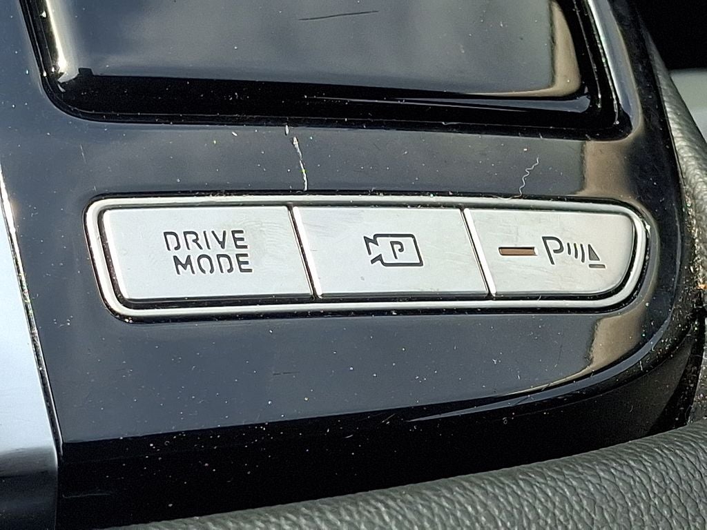 2023 Genesis G80 Limited