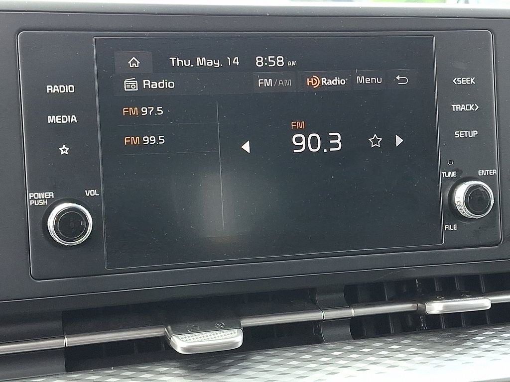 2024 Kia Carnival LX