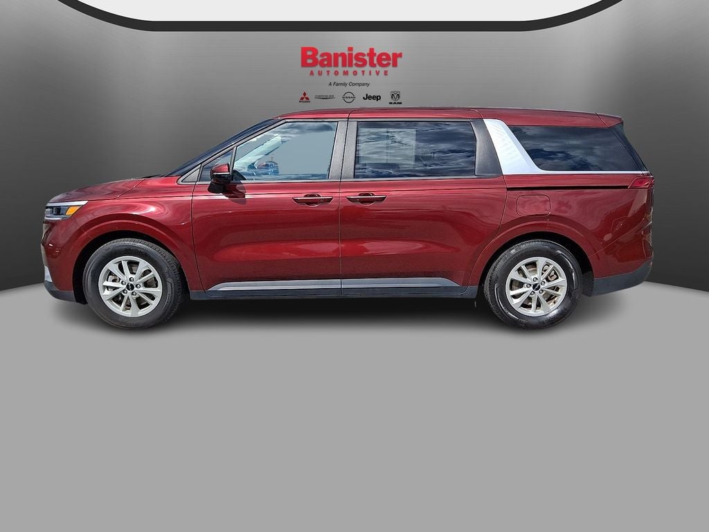 2024 Kia Carnival LX