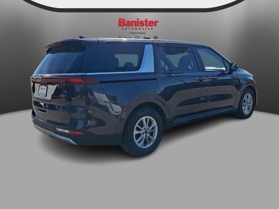 2024 Kia Carnival LX