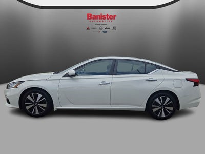 2021 Nissan Altima 2.5 SV