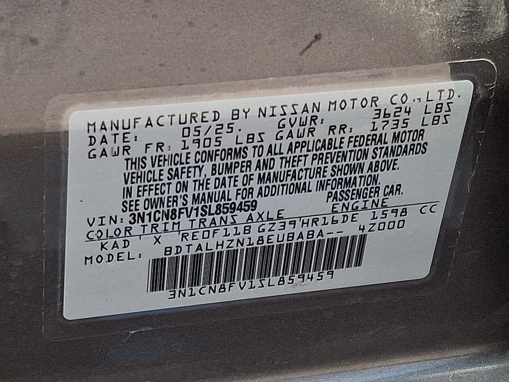 2025 Nissan Versa SR