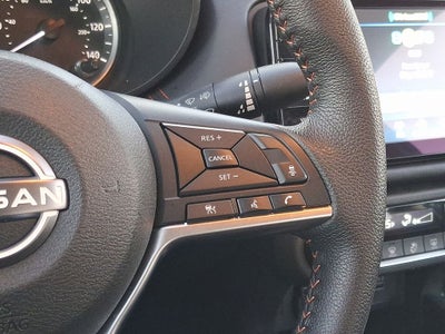 2025 Nissan Versa SR