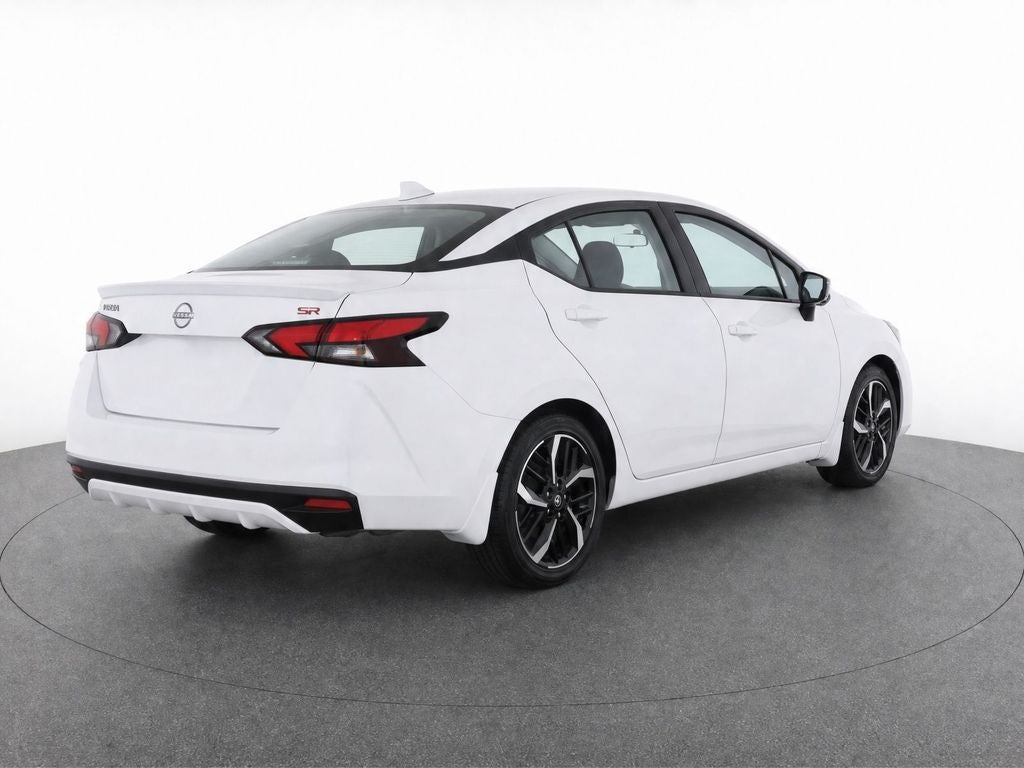 2025 Nissan Versa SR