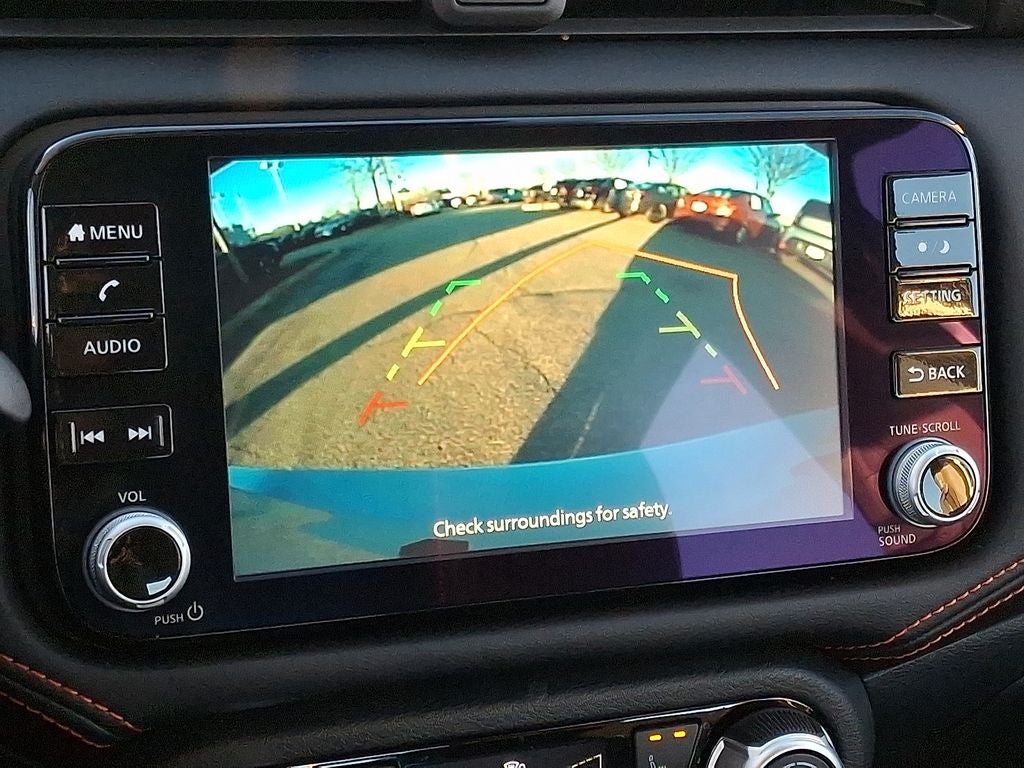 2025 Nissan Versa SR