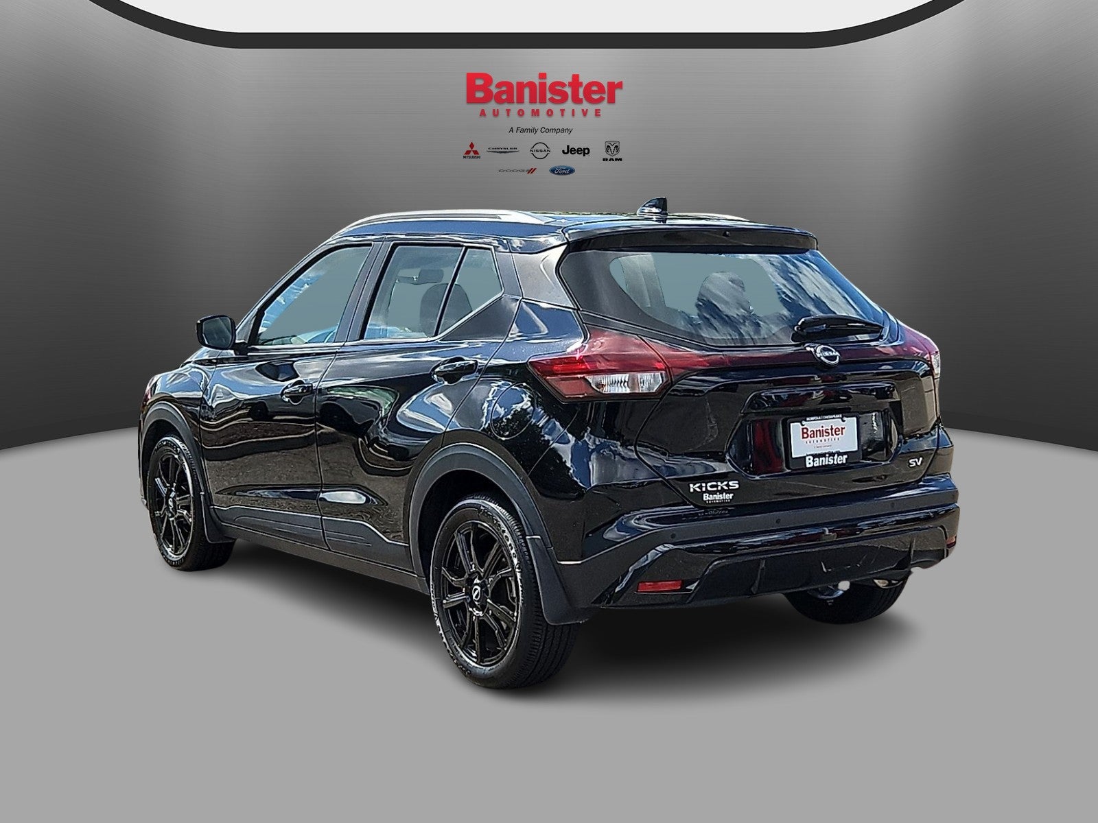 2023 Nissan Kicks SV