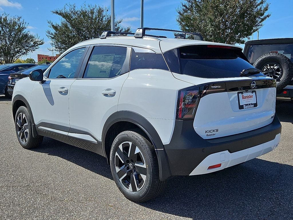 2026 Nissan Kicks SV