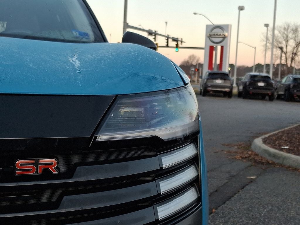 2025 Nissan Kicks SR