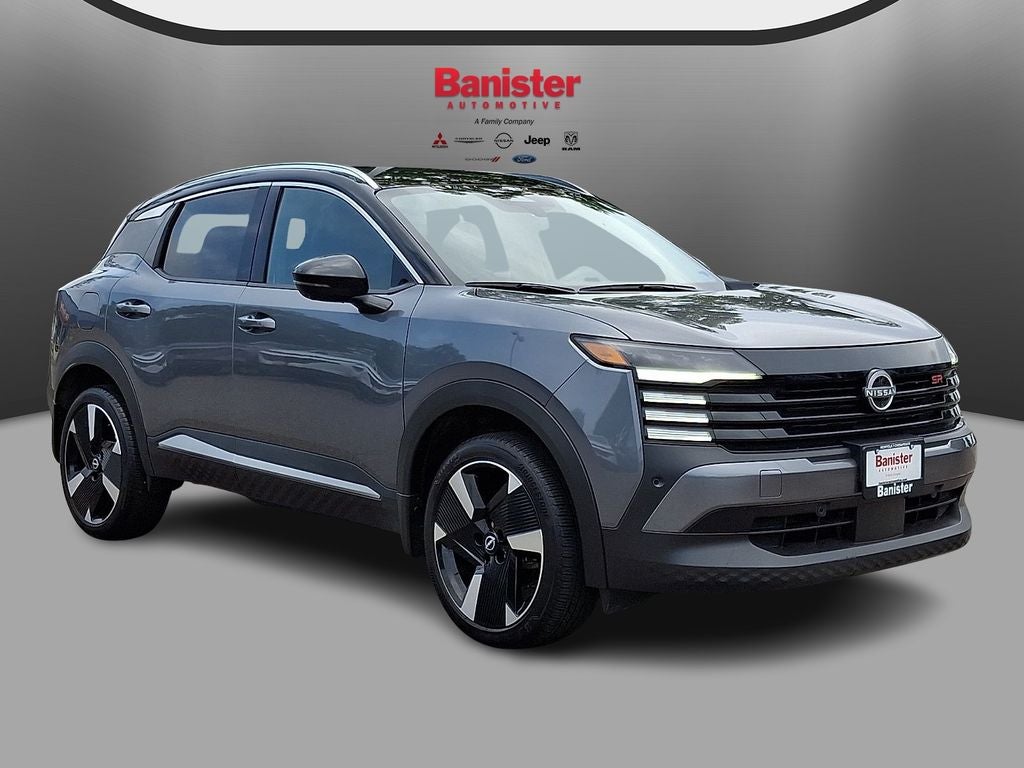 2025 Nissan Kicks SR