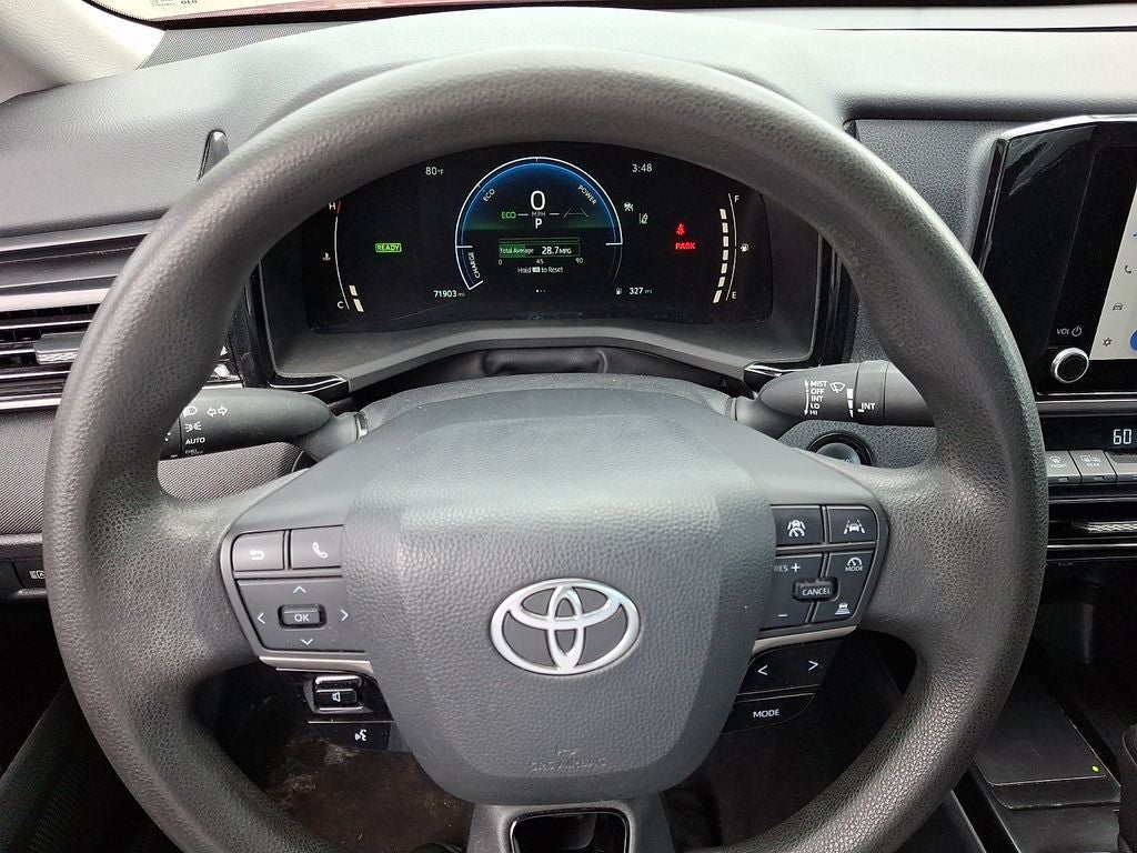2025 Toyota Camry Hybrid LE