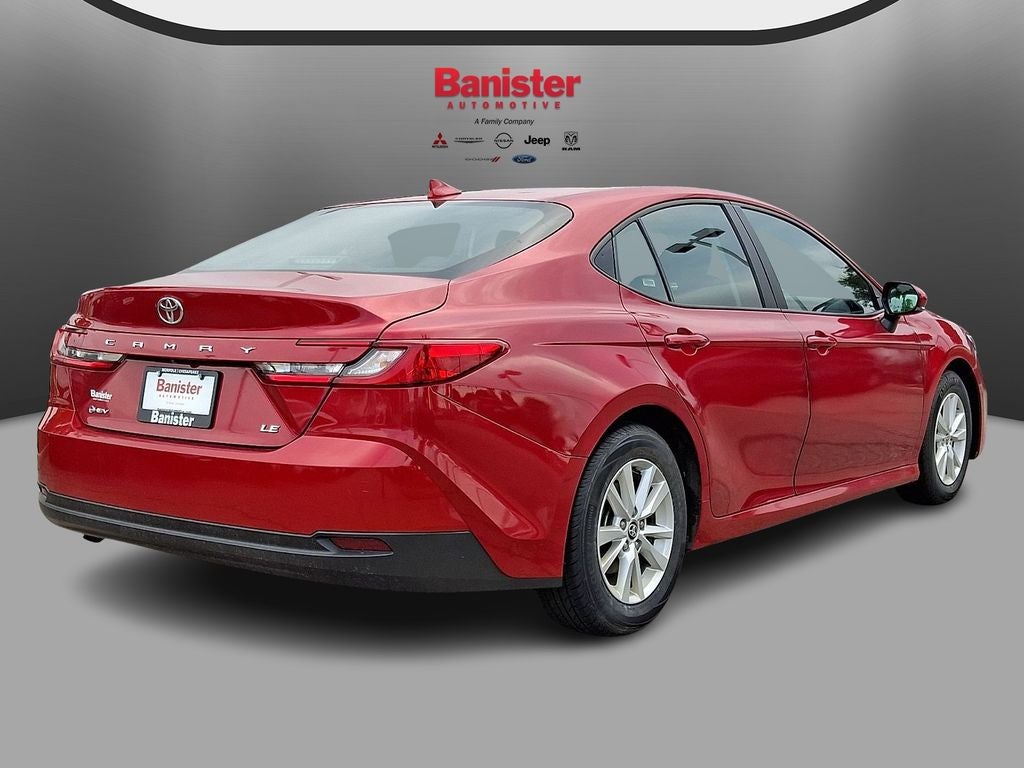2025 Toyota Camry Hybrid LE